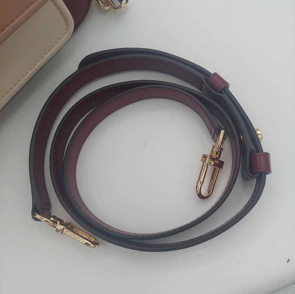 Michael Kors Bradshaw Boxy Flap Crossbody In Berry Retail $368 - Picture 12 of 12